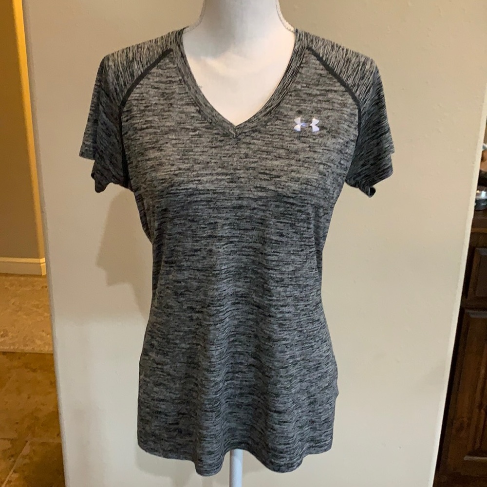 Under Armour t shirt